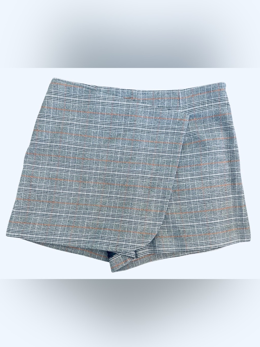 Vero Moda Black skirt shorts with Gray Houndstooth and Orange Stitch